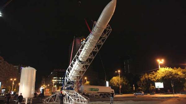 racheta romaneasca proiectata si construita de arca a primit treapta care o va trimite pe luna