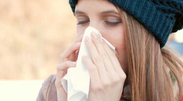 sinuzita se trateaza la medic doua greseli curente automedicatia si intreruperea tratamentului