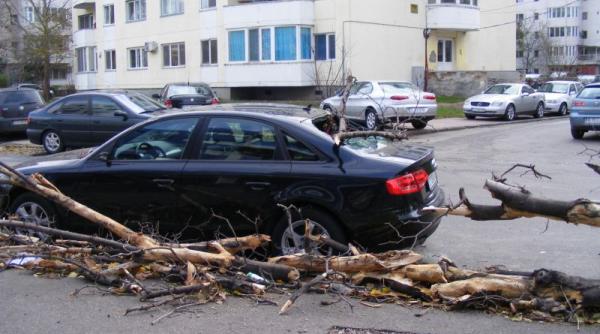braila vantul puternic a lasat 45 de localitati fara curent electric iar alte 24 fara apa potabila
