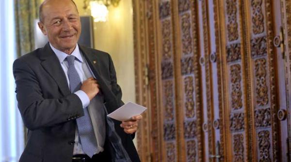 traian basescu un nou atac dur in prag de campanie ponta minte asa cum respira