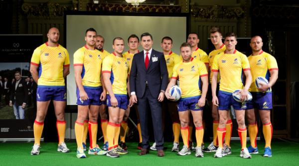 echipa nationala de rugby a rupt gura showbizului uite i pe stejari pozand tulburator pentru alexandru ciucu galerie foto