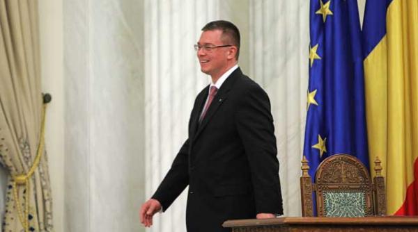 exclusiv prima comanda a lui mru ca premier al romaniei a cerut 21 de cartu e de igari