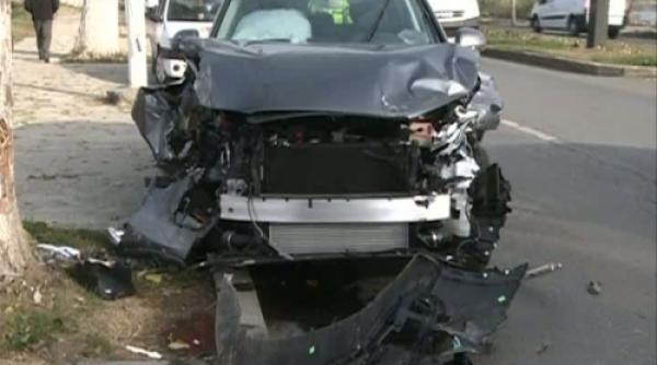 smiley implicat intr un accident rutier