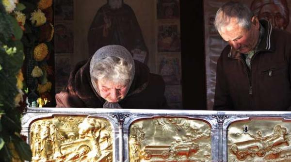 muntele credintei furtul moastelor sfantului dimitrie