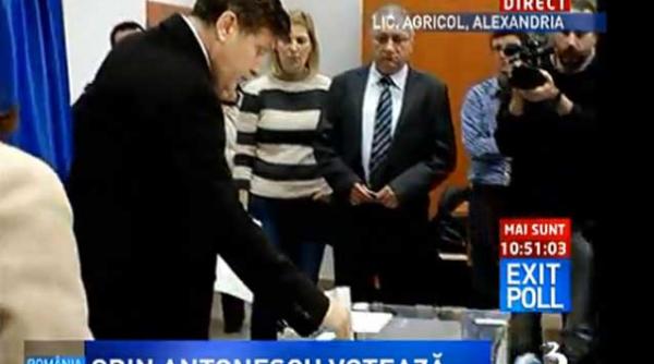 antonescu am votat pentru oamenii in stare sa schimbe romania mizez pe dorinta romanilor de a infrunta frigul si de a si exprima votul
