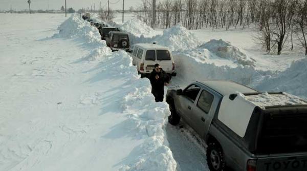 caderi masive de zapada in mai multe zone din tara