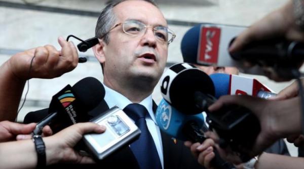 emil boc am votat cu cei care au avut curajul sa ia masuri pentru a asigura stabilitatea macroeconomica a tarii