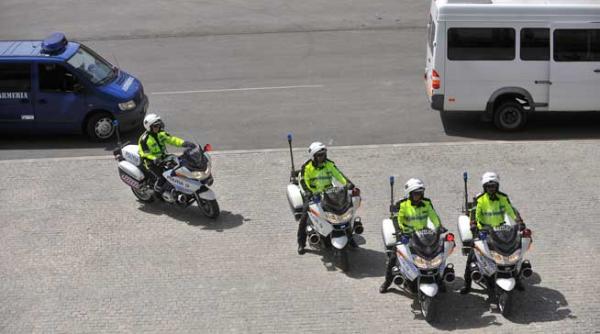 peste 59 000 de angajati ai ministerului administratiei si internelor vor fi mobilizati in ziua alegerilor parlamentare