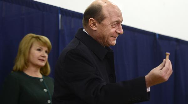 traian basescu a votat pentru continuitate in drumul spre vest cu rusia si china putem fi prieteni