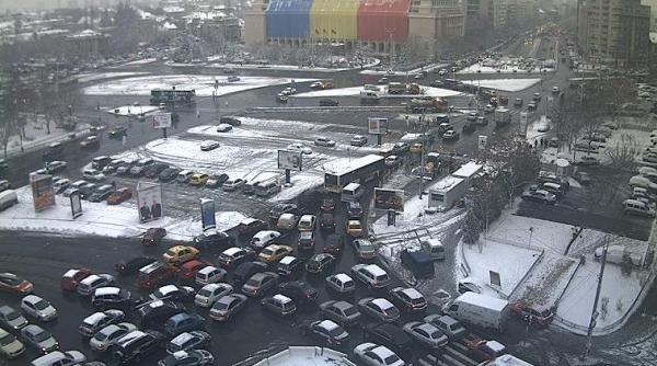 iarna a ajuns si in capitala vezi cum se circula dupa prima ninsoare in bucuresti imagini live pe webcam jurnalul ro