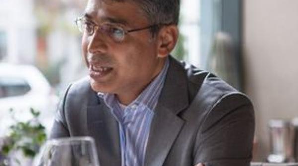 ahmed hassan deloitte statul are nevoie de restructurare vom vedea luminita de la capatul tunelului dupa alegeri