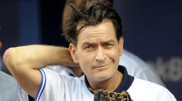 charlie sheen lindsay lohan nu mi a multumit dupa ce i am oferit mii de dolari