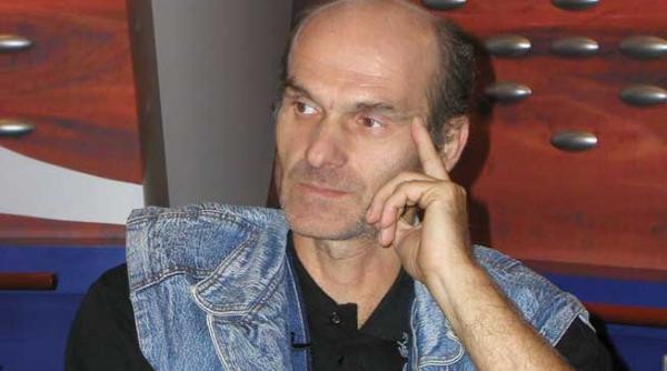 politologie si galceava emil constantinescu suparat pe occident