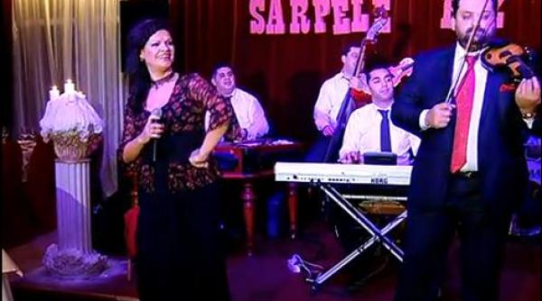 fetele de maritat pline de emotie