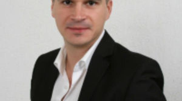 schimbari in managementul orange romania