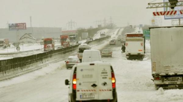 viscolul puternic a intrerupt circulatia pe patru sectoare de drum national vezi ce drumuri nationale sunt inchise din cauza zapezii