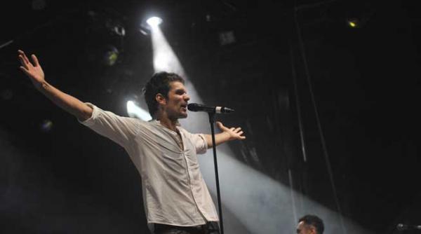 tudor chirila va sustine o sesiune de autografe la diverta din baneasa shopping city