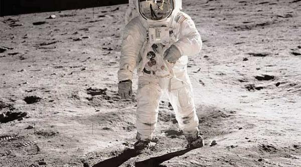 1001 de zile care au schimbat lumea