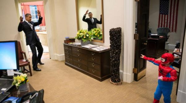 persoana anului 2012 desemnata de revista time in ipostaze emotionante