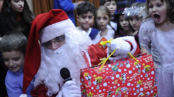 mos craciun de inchiriat