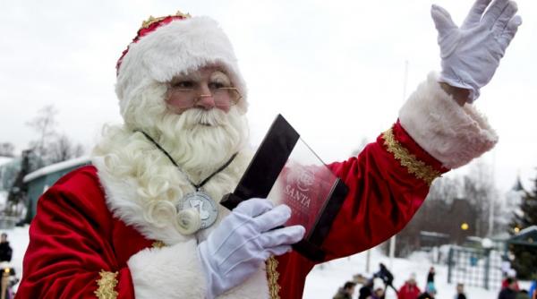 afla cand ajunge mos craciun la tine traseul mosului transmis live pe internet video