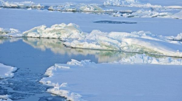 descoperire alarmanta gheata din antarctica de vest se topeste cu o viteza record