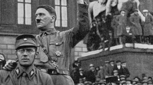 cea mai buna biografie a lui hitler