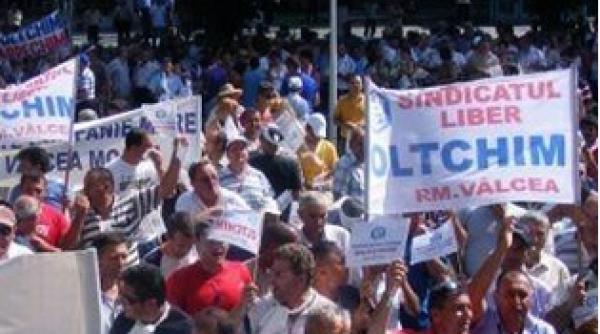 guvernul anuleaza ajutoarele sociale pentru angajatii oltchim