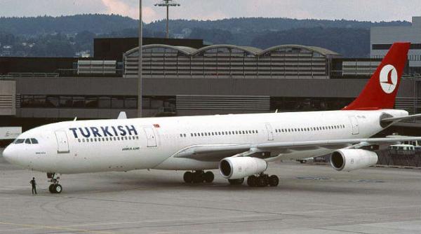 un avion turkiskh airlines a iesit de pe pista la paris