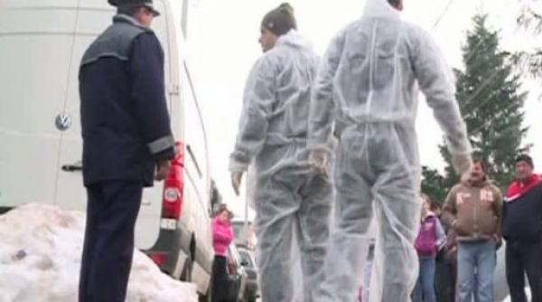 casa ororilor barbatul omorat si ascuns sub dusumea de catre fiul sau a asistat la uciderea mamei sale