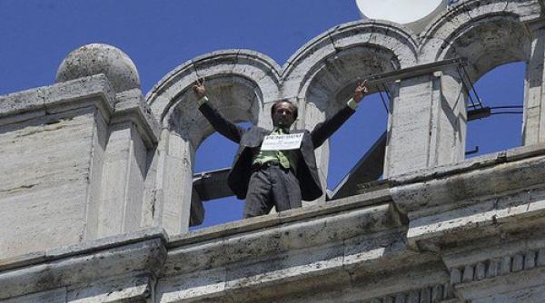 un roman a perturbat predica de anul nou a papei