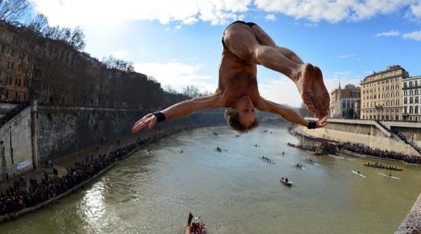 2 ianuarie 2013 imaginile zilei