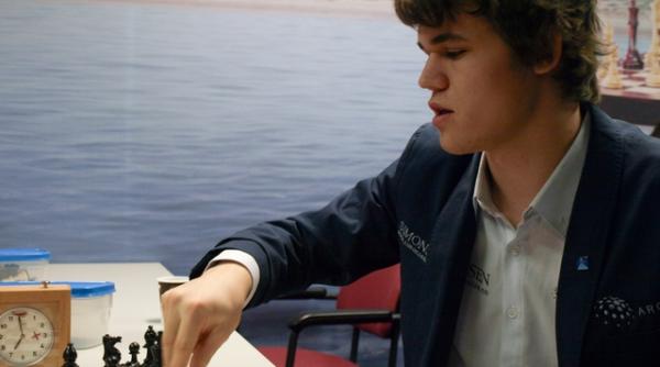 recordul istoric al lui gari kasparov doborat de magnus carlsen supranumit i mozart al sahului