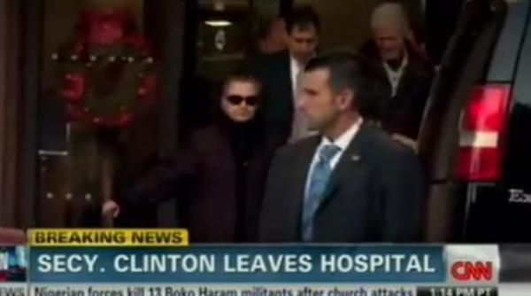 hillary clinton a fost externata dupa patru zile de spitalizare video
