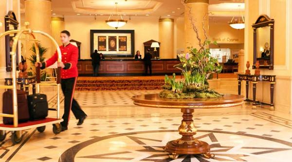 lovitura pentru firma hoteliera care detine actiuni la marriot a intrat in faliment