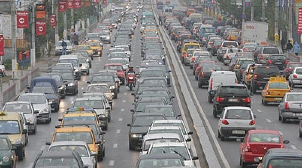 circulatia rutiera pe dn1 de la brasov spre bucuresti deviata pe dn1a din cauza aglomeratiei