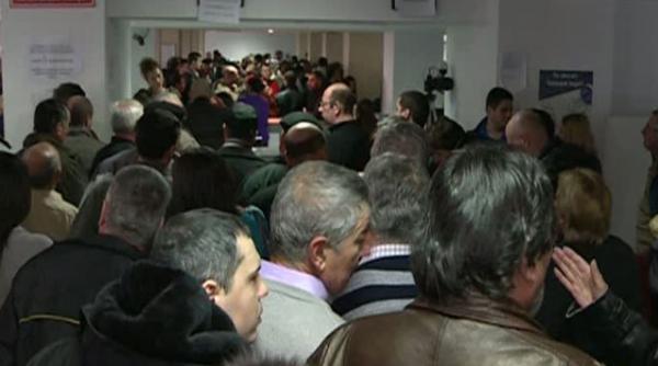 politia ar putea trimite permisele de conducere direct la domiciliu pentru a evita aglomeratia la ghisee