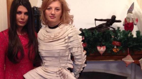 elena basescu si a felicitat sora pe twitter ce i a scris eba ioanei basescu