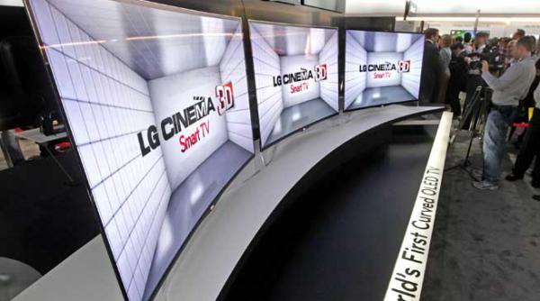 primul oled tv cu ecran curbat