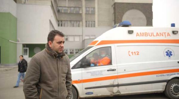 sotul politistei violate a crezut ca apuca racleta de curatat parbrizul si din greseala a apucat cutitul