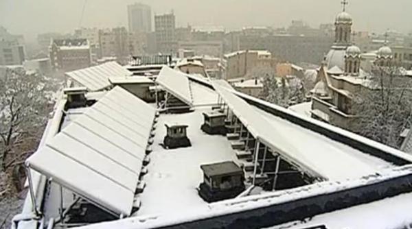 inovatie in bucuresti apa calda gratis vara si 15 mai putin la caldura iarna cat a costat blocul cu panouri electrice