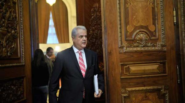 reactioneaza cineva la protestul lui nastase