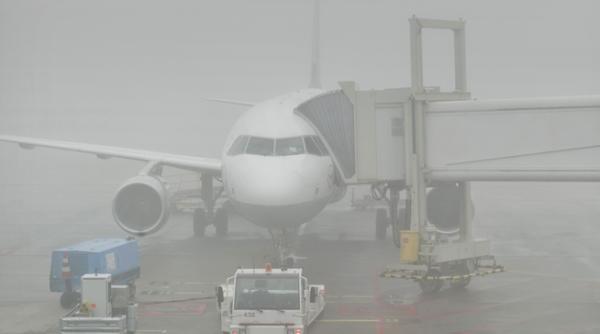 ceata provoaca probleme pe henri coanda sase curse intarziate alte sase anulate