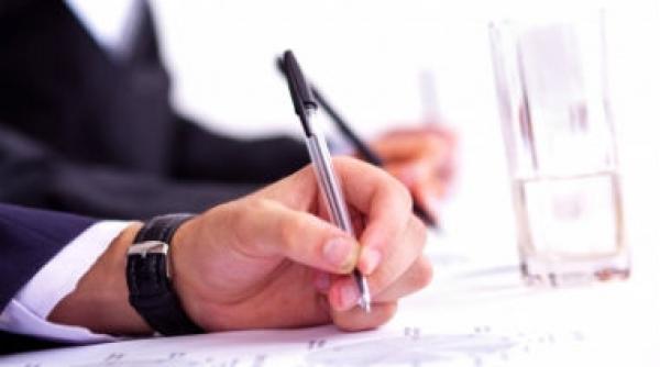 exclusiv cate firme au inregistrat romanii in 2012 ce inseamna scaderea pe toate liniile