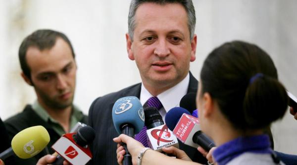 greva spontana cfr salarii neplatite trenuri blocate in statii