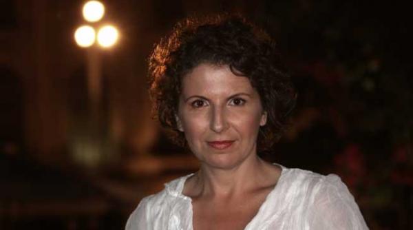 anul muzical verdi incepe la sala radio dirijorul italian david crescenzi vineri la pupitrul orchestrei nationale radio