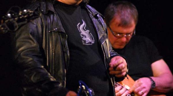 in acest weekend doua concerte cu grupul pact