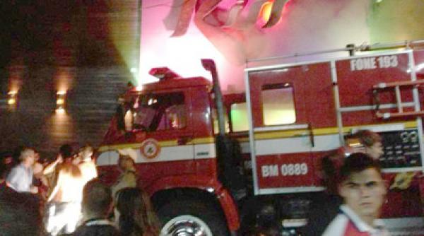 incendiu brazilia club de noapte