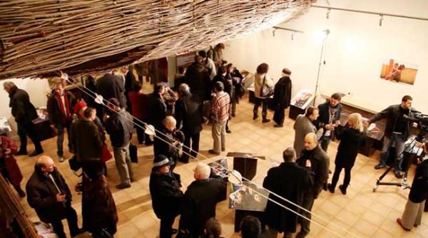 nu ma privi de sus expozitia dreptului la egalitate