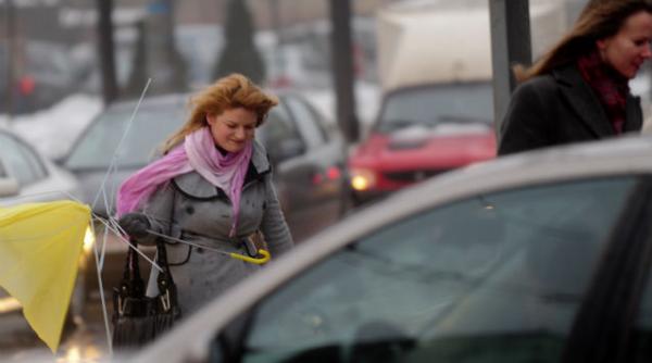 anm a emis informare de vant puternic pentru aproape intreaga tara vezi perioada vizata